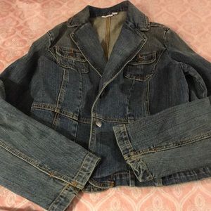 Jean Jacket 🖤 CLOSET CLOSING 🖤